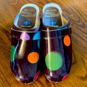 Clogs size 38